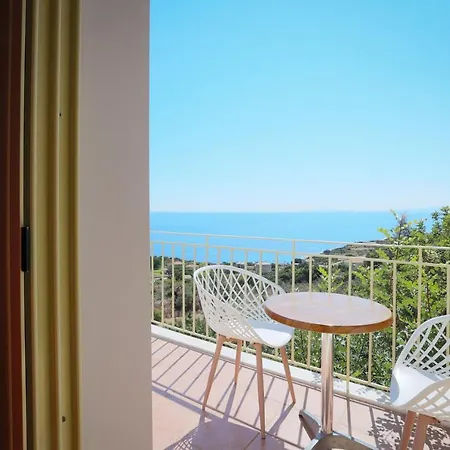 Astra * Skala (Kefalonia)